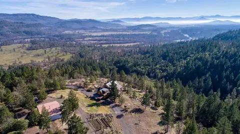 5167 Rogue River Dr, Eagle Point, OR 97524 photo 27