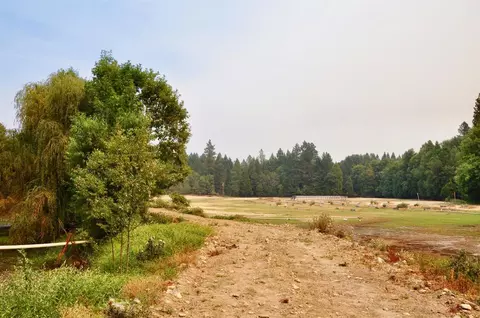 240 Garner Rd, Cave Junction, OR 97523 photo 8