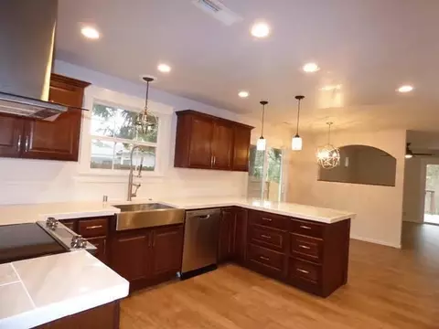 947 Pine St, Rogue River, OR 97537 photo 4