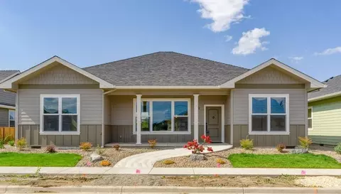 406 Waterside Dr, Central Point, OR 97502 photo 1
