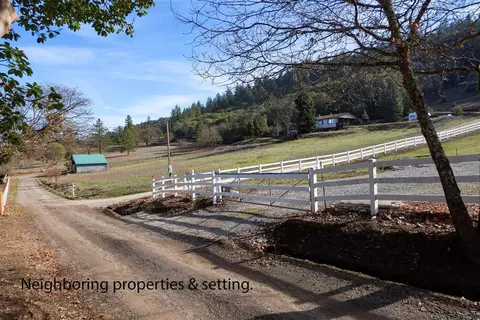 4610 Glen Echo Way, Central Point, OR 97502 photo 4