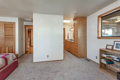 930 Leafwood Dr, Eagle Point, OR 97524 photo 24