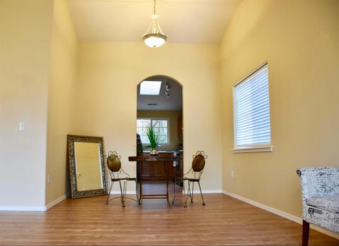 113 C Ct, Phoenix, OR 97535 photo 5