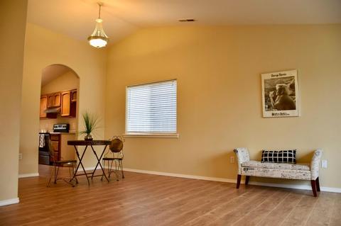 113 C Ct, Phoenix, OR 97535 photo 6