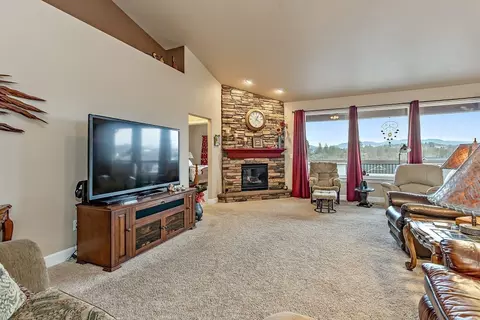 155 Sky Hawk Dr, Eagle Point, OR 97524 photo 13