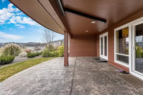 155 Sky Hawk Dr, Eagle Point, OR 97524 photo 32
