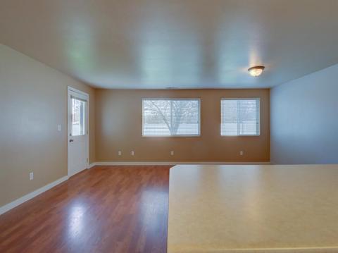 338 Fargo St, Eagle Point, OR 97524 photo 2