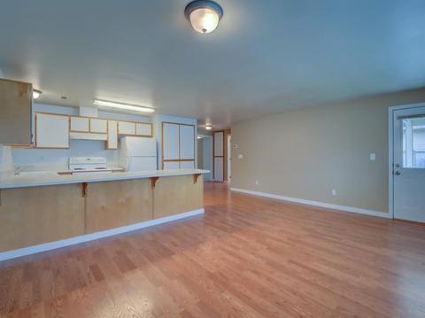 338 Fargo St, Eagle Point, OR 97524 photo 3