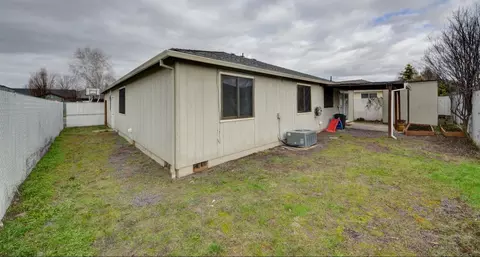 630 Karic Way, Eagle Point, OR 97524 photo 23