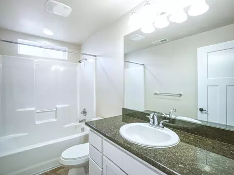 262 N 2nd St, Central Point, OR 97502 photo 11