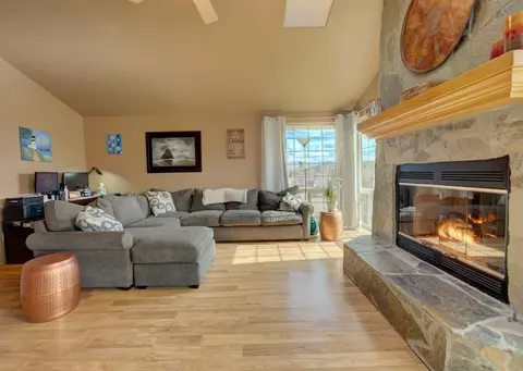 872 Ridgeview Dr, Eagle Point, OR 97524 photo 5