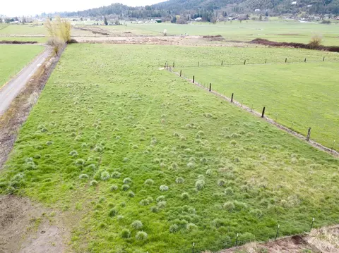 3333 Scenic Ave, Central Point, OR 97502 photo 16
