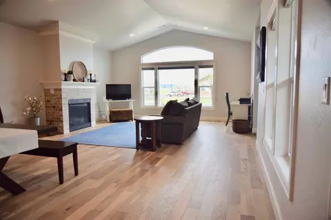 443 S Haskell, Central Point, OR 97502 photo 3