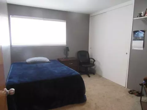 10112 Wright Ave, Klamath Falls, OR 97603 photo 2
