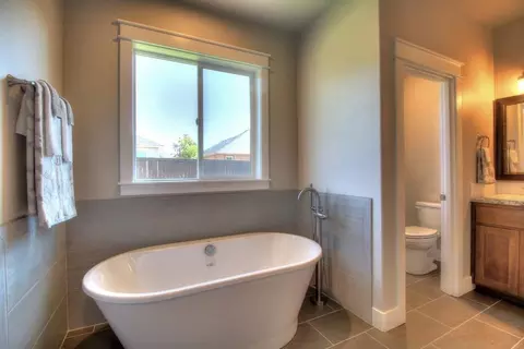 1008 Arrowhead Trl, Eagle Point, OR 97524 photo 11