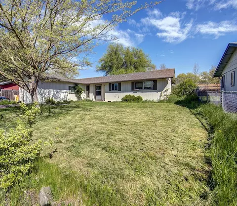 596 Sherman Way, Eagle Point, OR 97524 photo 19