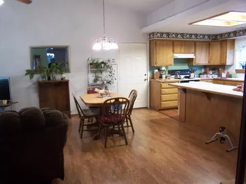981 Beall Ln, Medford, OR 97502 photo 7