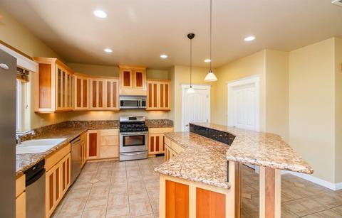 315 Cherry Wood, Eagle Point, OR 97524 photo 10