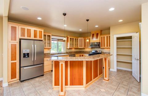 315 Cherry Wood, Eagle Point, OR 97524 photo 8