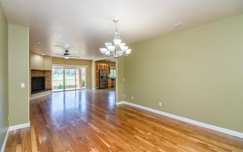 315 Cherry Wood, Eagle Point, OR 97524 photo 15
