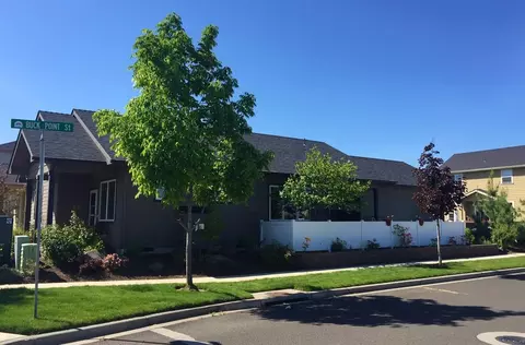 1171 N Haskell St, Central Point, OR 97502 photo 3