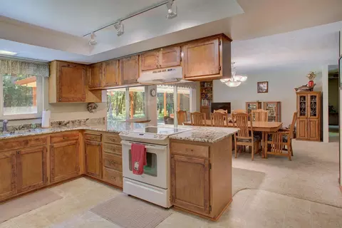777 Williamson Loop, Grants Pass, OR 97526 photo 9
