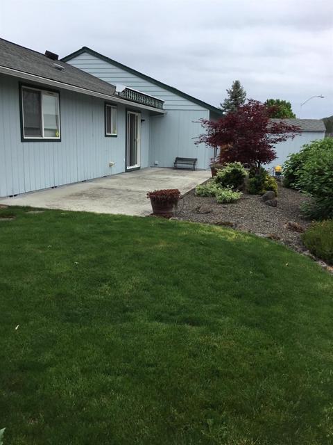 247 Tracy Ave, Eagle Point, OR 97524 photo 5
