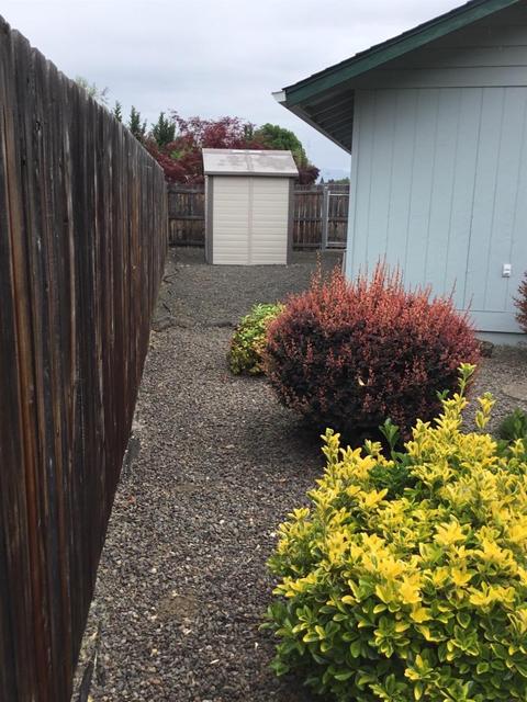 247 Tracy Ave, Eagle Point, OR 97524 photo 16