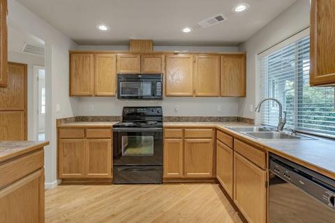 301 Phoenix Hills Dr, Phoenix, OR 97535 photo 14