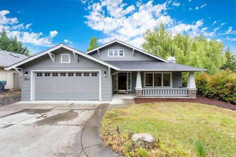 301 Phoenix Hills Dr, Phoenix, OR 97535 photo 1