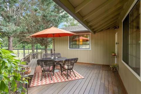 9155 Applegate Rd, Grants Pass, OR 97527 photo 28