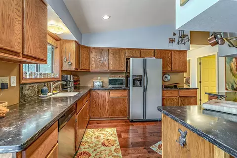 9155 Applegate Rd, Grants Pass, OR 97527 photo 17