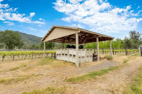 9155 Applegate Rd, Grants Pass, OR 97527 photo 35
