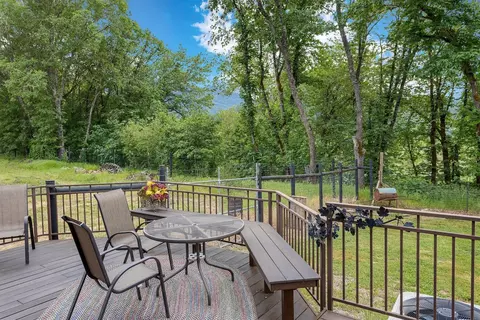 9155 Applegate Rd, Grants Pass, OR 97527 photo 29