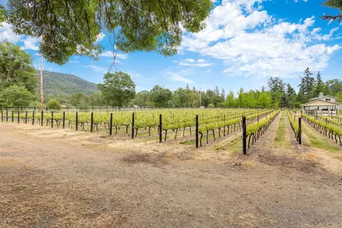 9155 Applegate Rd, Grants Pass, OR 97527 photo 7