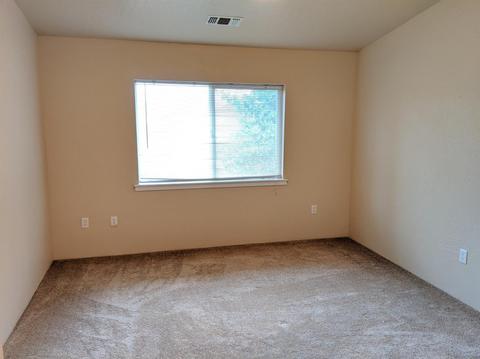 324 Live Oak Loop, Central Point, OR 97502 photo 16