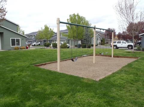 324 Live Oak Loop, Central Point, OR 97502 photo 30