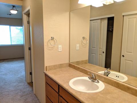 324 Live Oak Loop, Central Point, OR 97502 photo 14