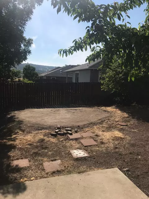 229 Northview Dr, Eagle Point, OR 97524 photo 5