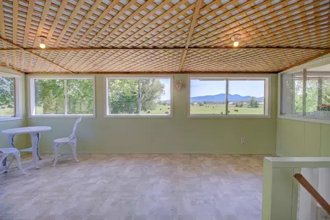 5601 Upper River Rd, Grants Pass, OR 97526 photo 15