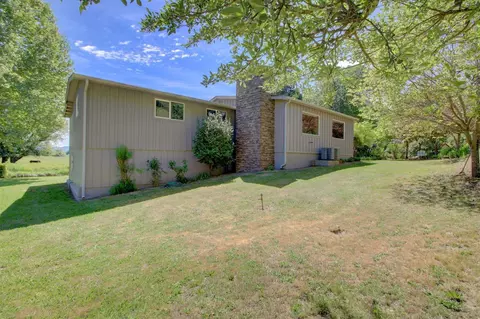 5601 Upper River Rd, Grants Pass, OR 97526 photo 2