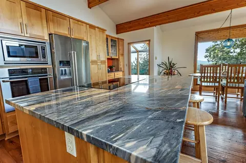 808 Mesa Dr, Eagle Point, OR 97524 photo 10