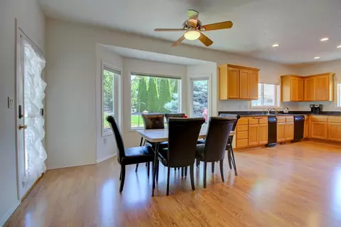 4697 Eagle Trace Dr, Medford, OR 97504 photo 7