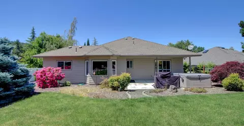 4697 Eagle Trace Dr, Medford, OR 97504 photo 20