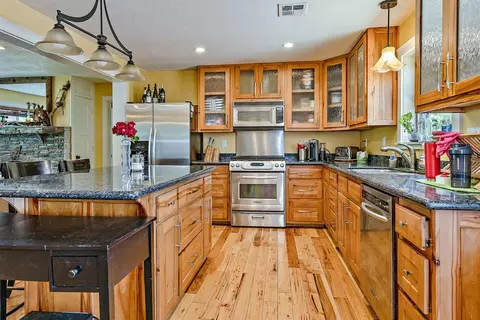 1404 Camp Baker Rd, Phoenix, OR 97535 photo 7