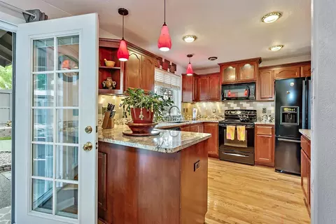 3030 Ruby Dr, Medford, OR 97504 photo 12