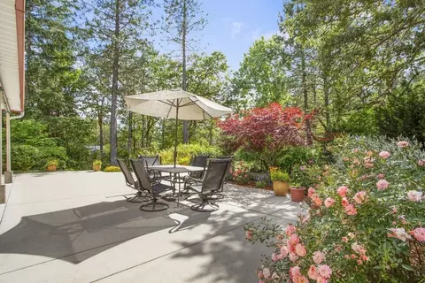 706 Eric Loop, Grants Pass, OR 97526 photo 8