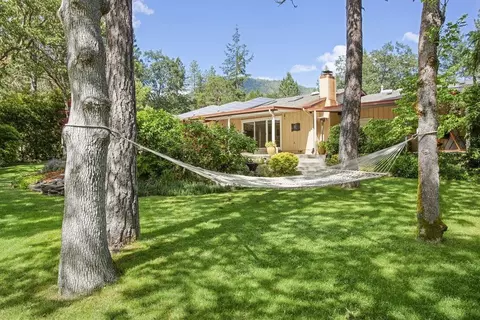 706 Eric Loop, Grants Pass, OR 97526 photo 3