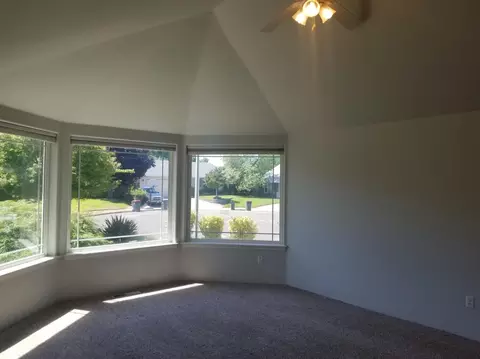 629 Benjamin Way, Phoenix, OR 97535 photo 5