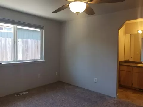 629 Benjamin Way, Phoenix, OR 97535 photo 14
